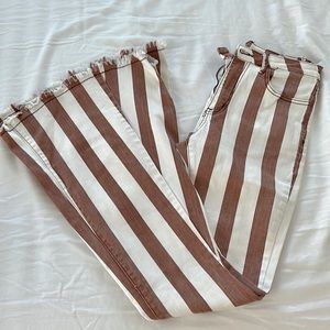 Altar’s State Very flare pants